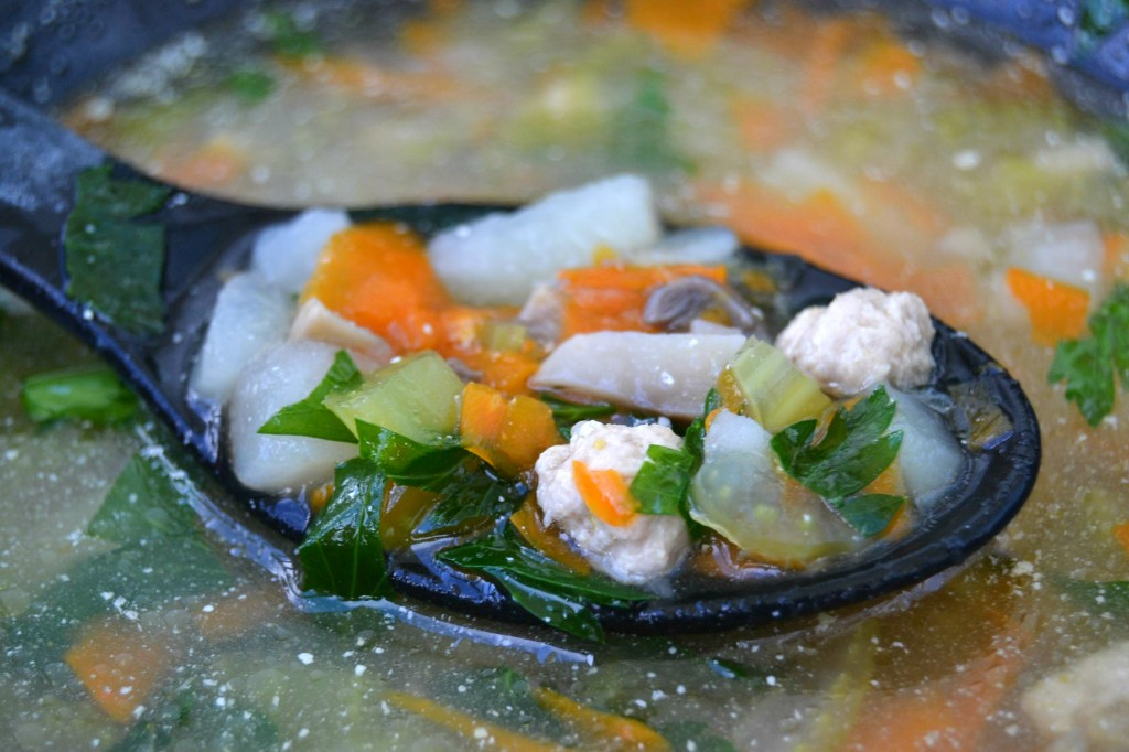 Диета на сельдереевом супе: минус 5 кг за две недели